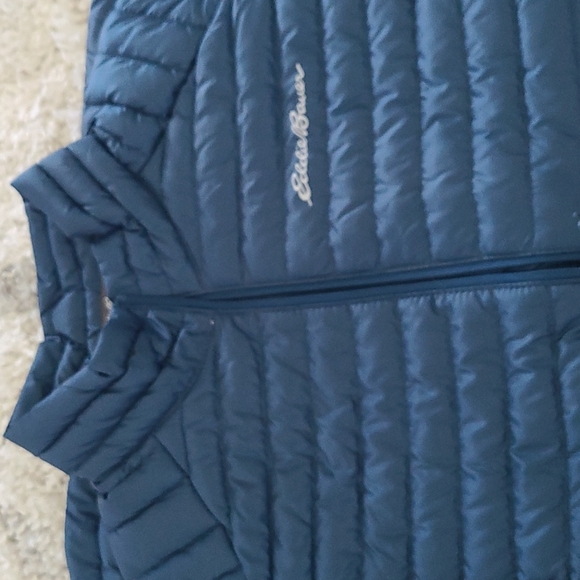 Eddie Bauer MicroTherm 2.0 Down Vest In Peacock 🆕️ - Picture 7 of 7